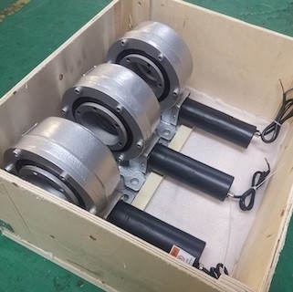 ไดรฟ์แกว่งมอเตอร์ความเร็วต่ำในแนวตั้ง ISO9001 สำหรับระบบติดตั้งภาคพื้นดินขนาดเล็ก
