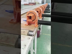 VE Vertical C5 Coating Solar Slew Drive With Double Enveloping Worm สําหรับเครื่องติดตามไฟฟ้าไฟฟ้า